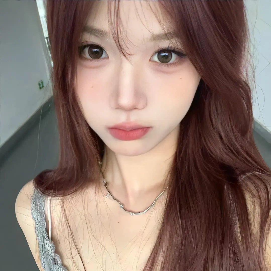 雾中的女孩